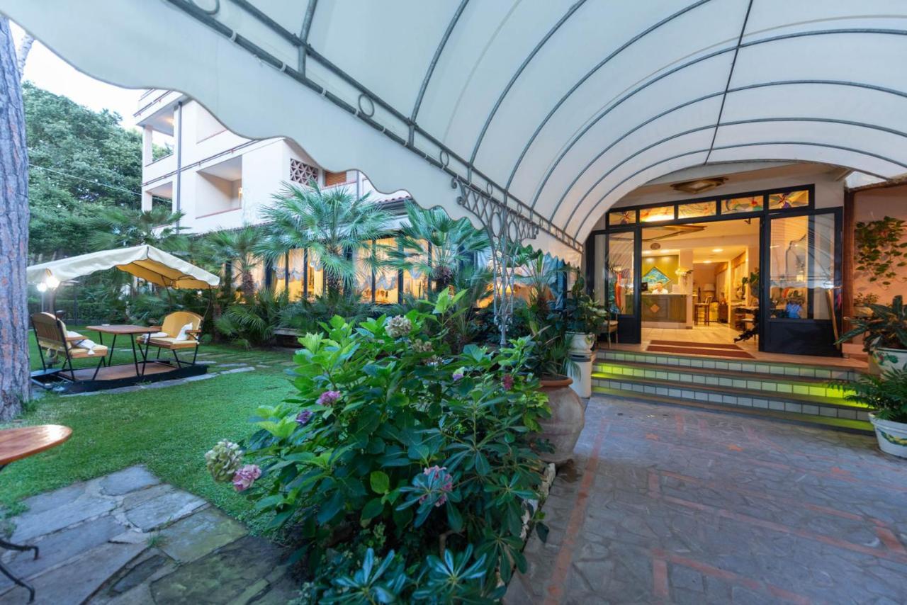 Hotel Kyrton Forte dei Marmi Exterior photo